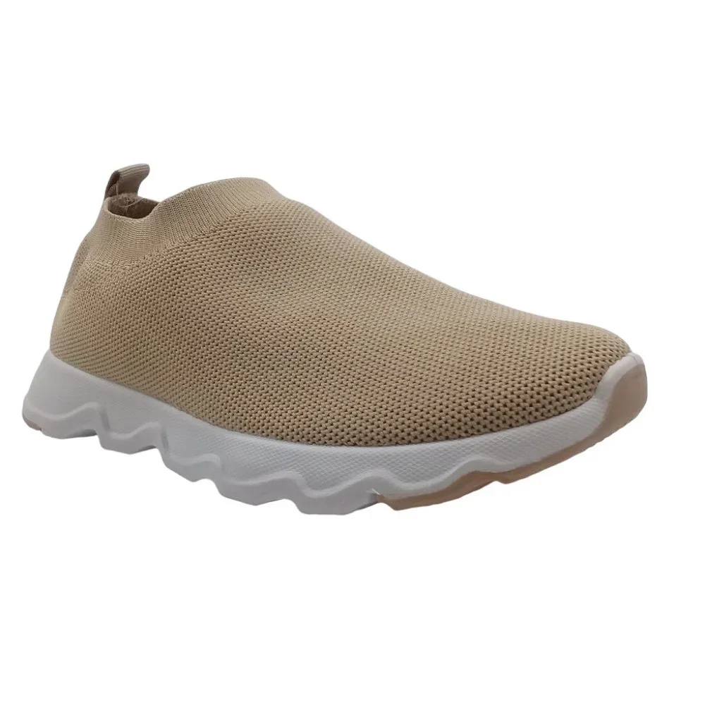 Tommy Bahama Women's NEW Slip On Textile Comfort Tan Sneakers Memory Foam - Picture 3 of 11